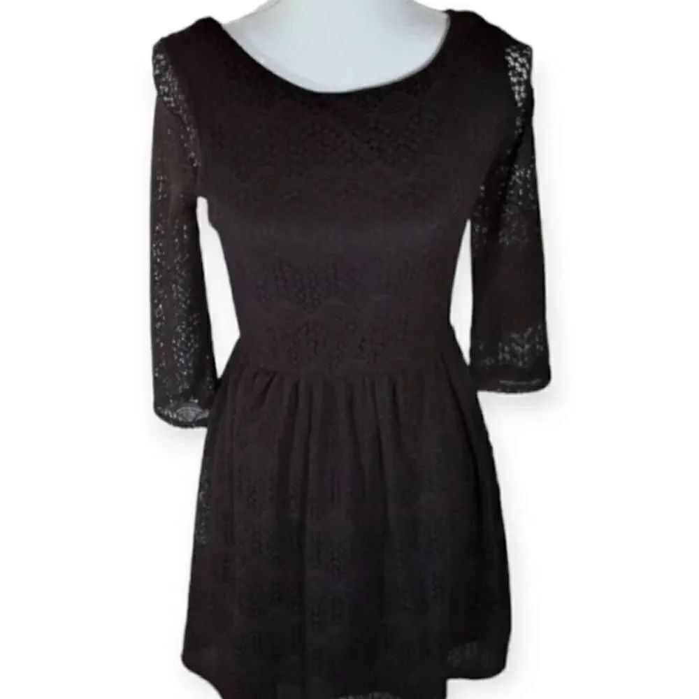 LOVE REIGN BLACK LACE DRESS SZ.S EUC